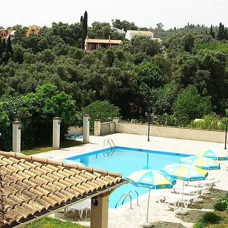 Ξενοδοχείο με διαμερίσματα Karmar 3*