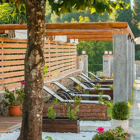 Hotel apartamentowy Karmar Dassia (Corfu)