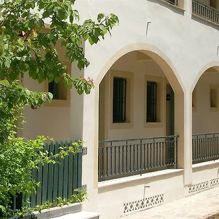 Karmar Hotel apartamentowy Dassia (Corfu)