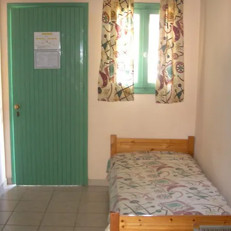 Karmar Hotel apartamentowy Dassia (Corfu)