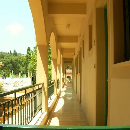 Karmar Lägenhetshotell Dassia (Corfu)