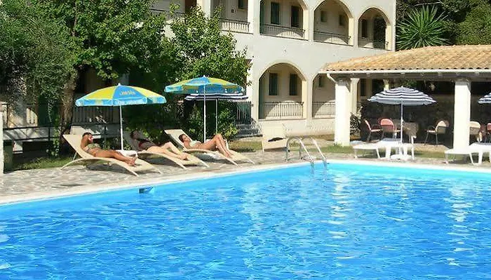 Apartahotel Karmar 3*