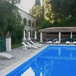 Karmar Aparthotel