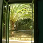 Karmar Aparthotel 3*
