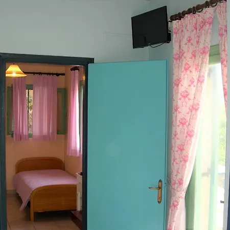 Karmar Hotel de apartamente Dassia (Corfu)