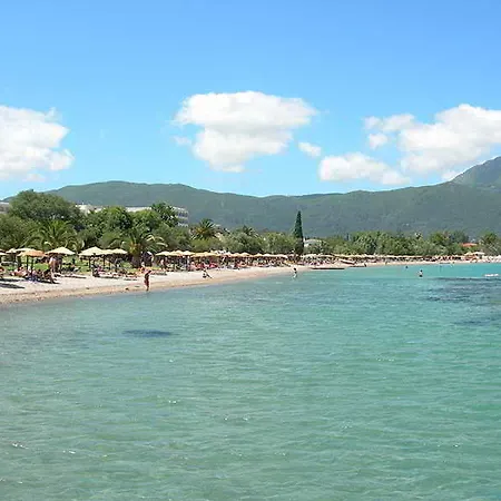 Karmar Aparthotel Dassiá